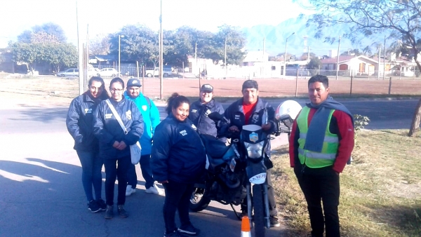 El Municipio salió a concientizar a los vecinos para que no arrojen restos de poda en los espacios públicos
